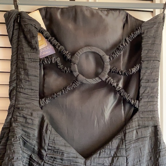 Black strapless dress - Picture 4 of 5